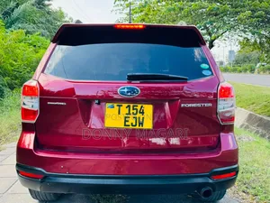 Subaru Forester 2014 Maroon