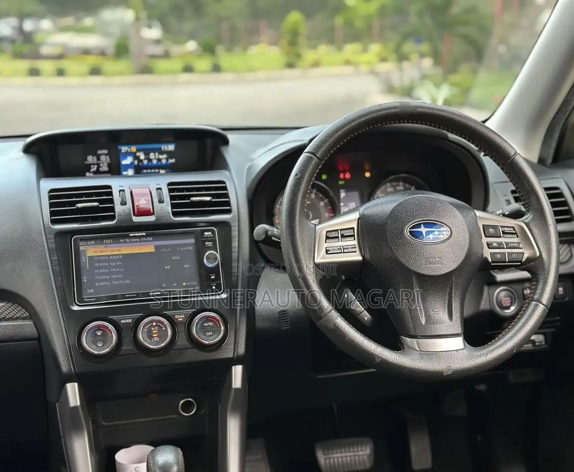 Subaru Forester 2014 Black