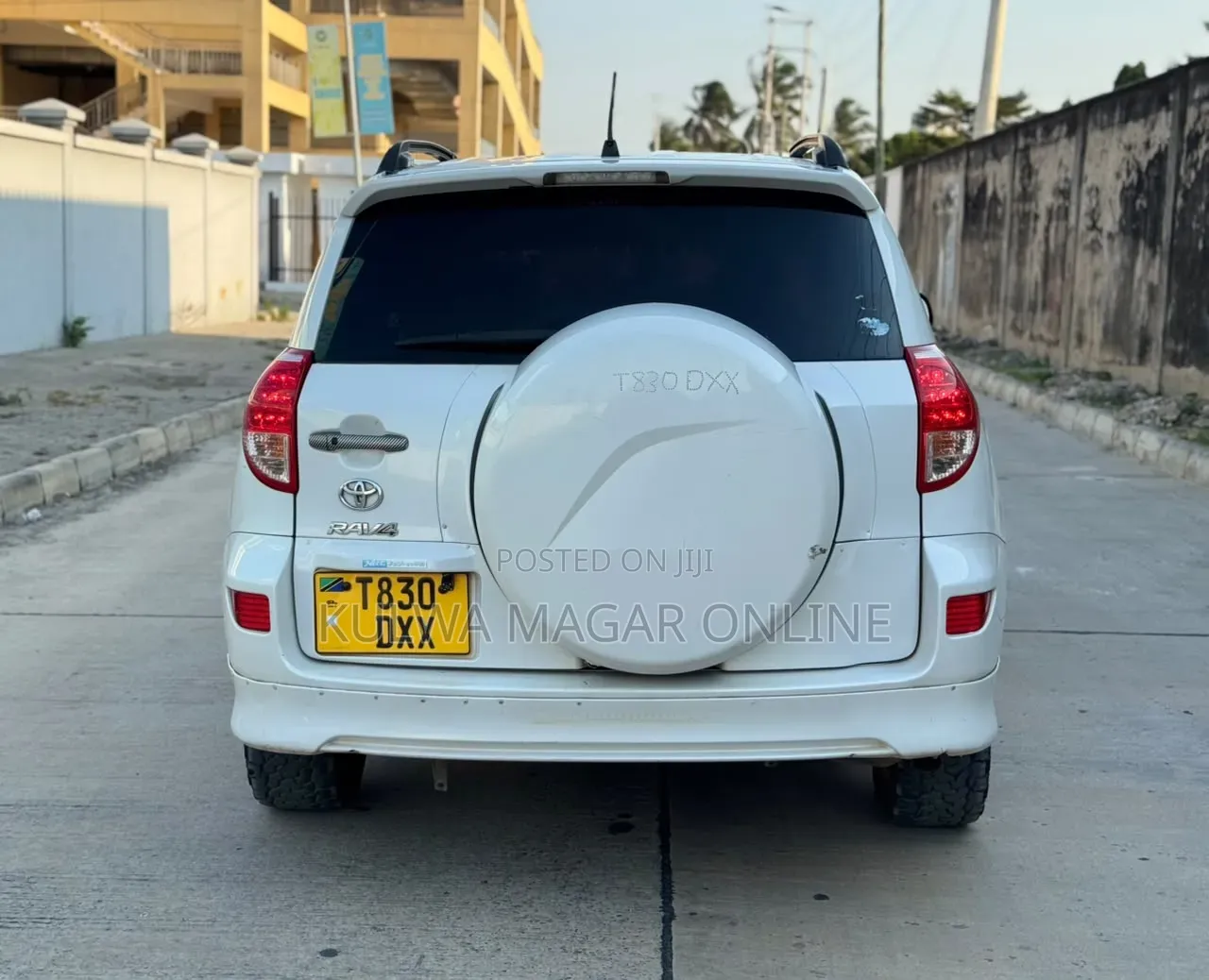 Toyota RAV4 2006 White