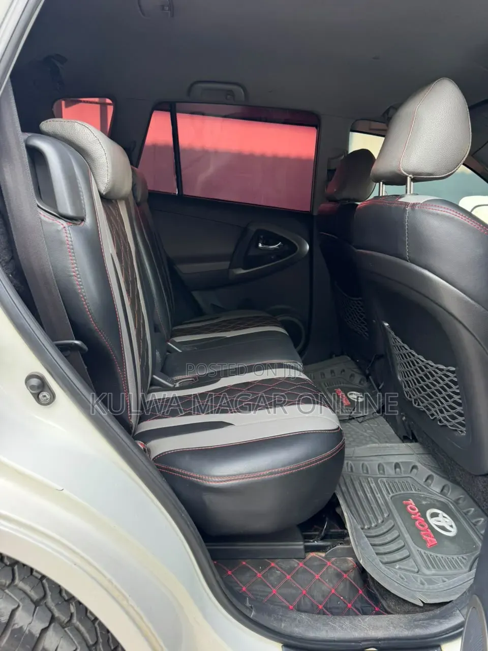 Toyota RAV4 2006 White