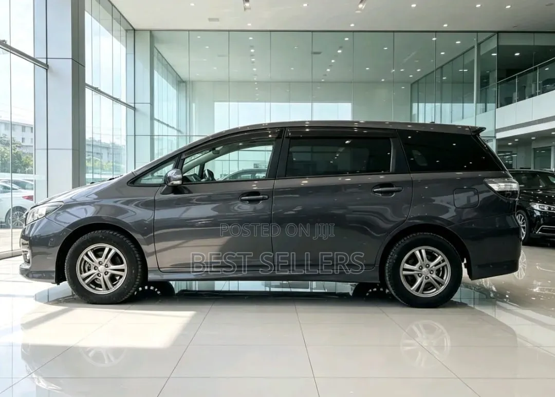 Toyota Wish 2013 Gray
