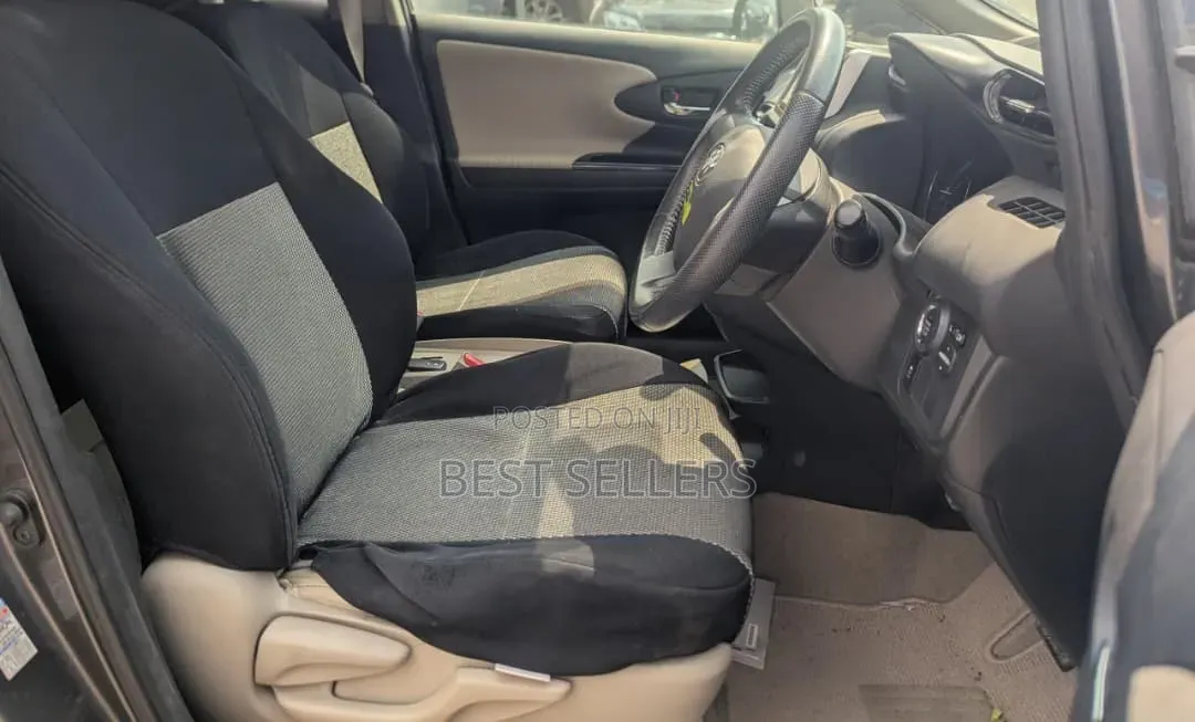 Toyota Wish 2013 Gray
