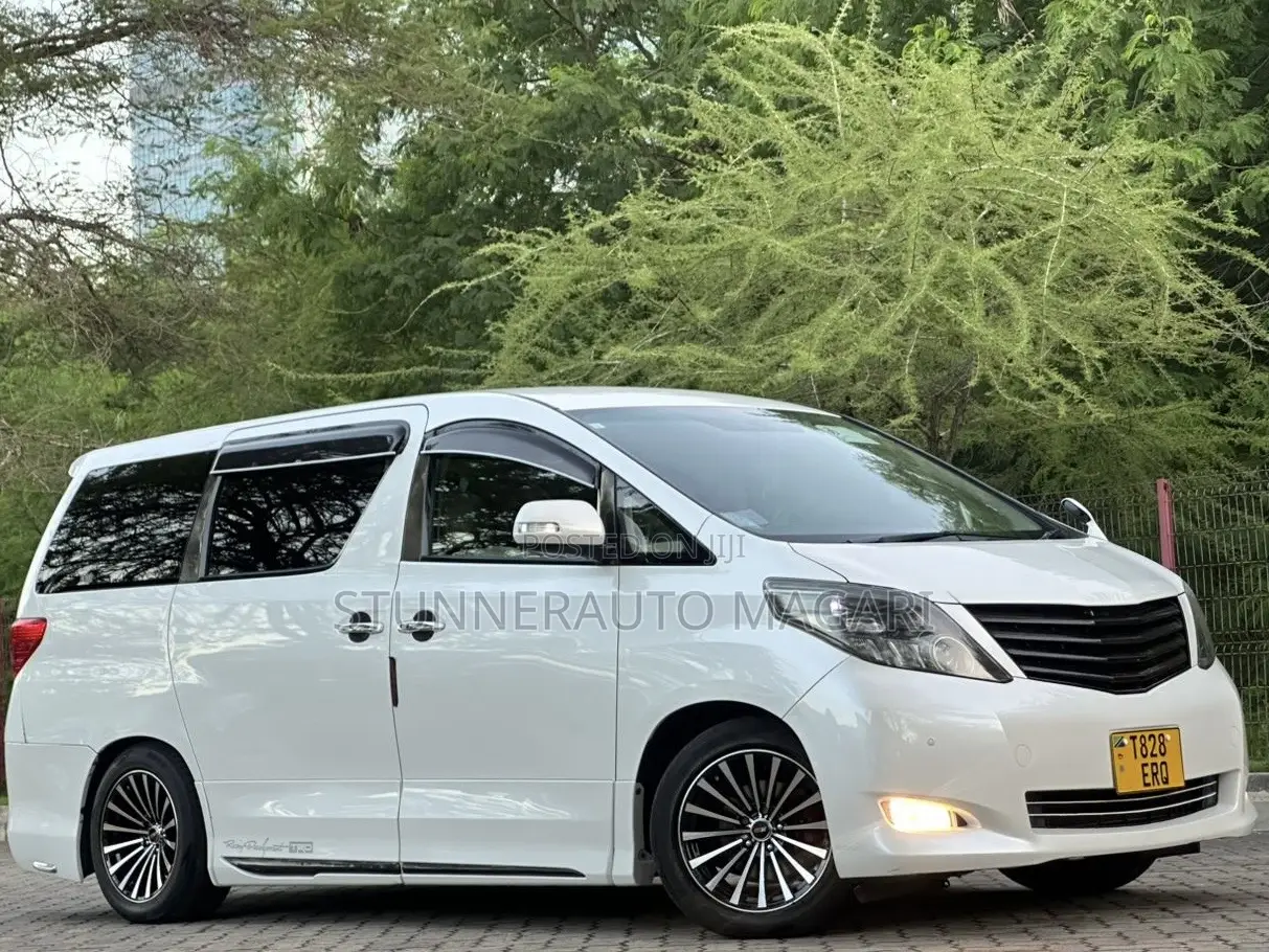 Toyota Alphard 2009 White