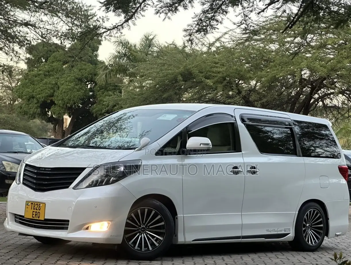 Toyota Alphard 2009 White