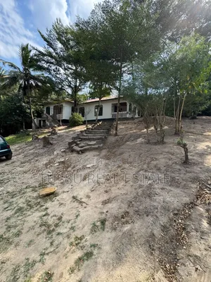 4bdrm House in Goba for sale