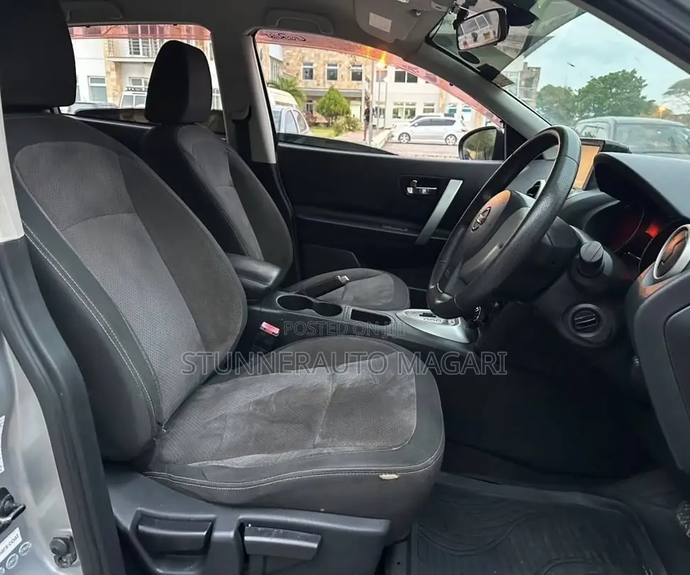 Nissan Dualis 2010 Silver