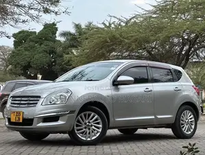Nissan Dualis 2010 Silver