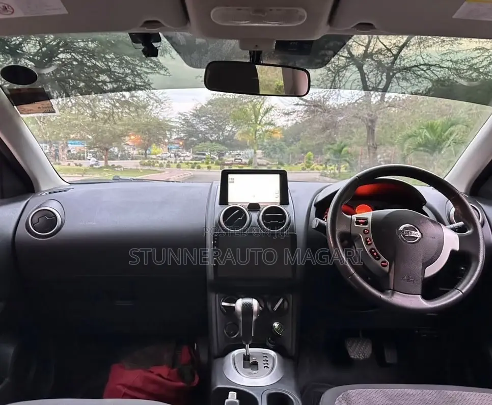 Nissan Dualis 2010 Silver