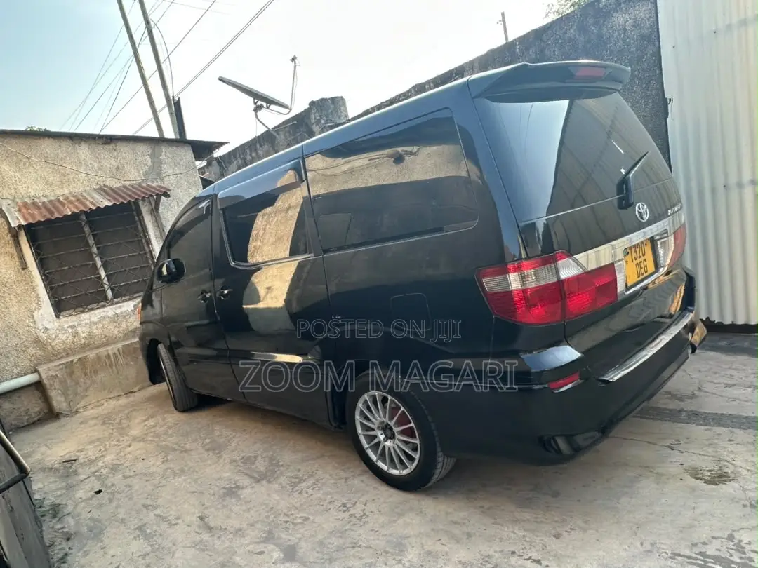 Toyota Alphard 2004 Black
