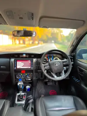 Toyota Fortuner 2.8 D AWD 2021 Silver