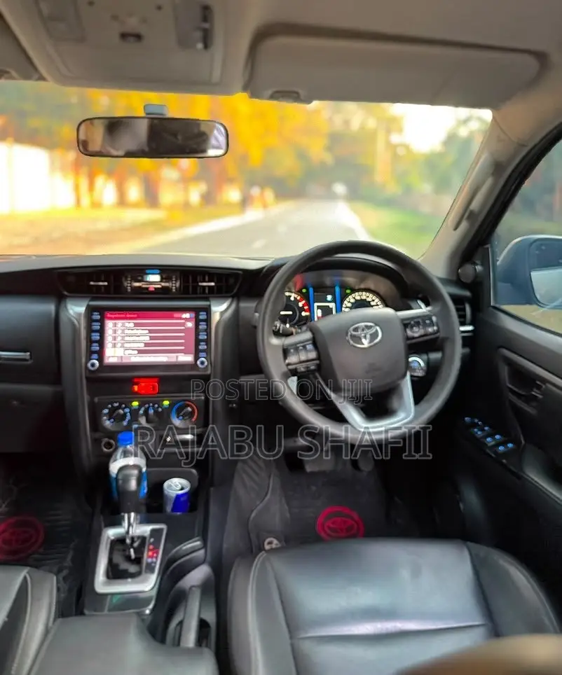 Toyota Fortuner 2.8 D AWD 2021 Silver
