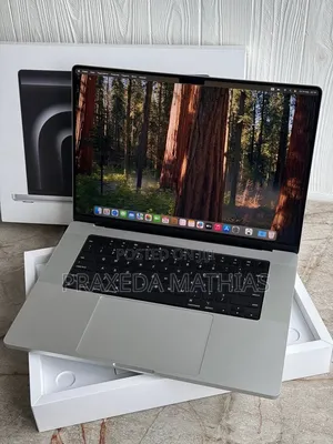 New Laptop Apple MacBook Pro 2026 M5 Max 48GB Apple M5 Max SSD 2T