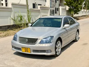 Toyota Crown 2007 Silver