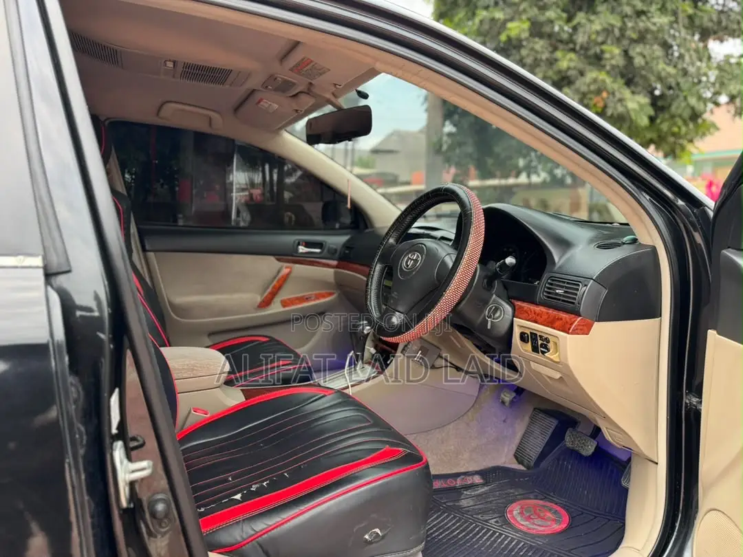 Toyota Premio 1.8 AWD 2006 Black