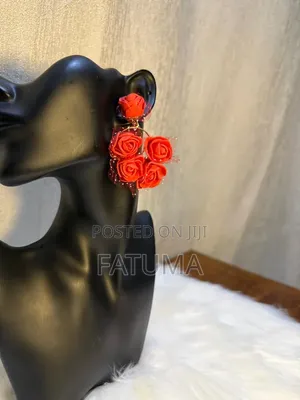 Floral Earings That Will Make You Look Perfect Throughout the Day