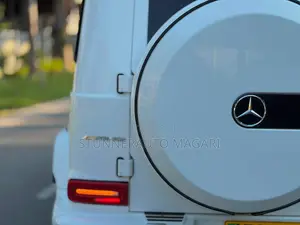 Mercedes-Benz G-Class 2021 White