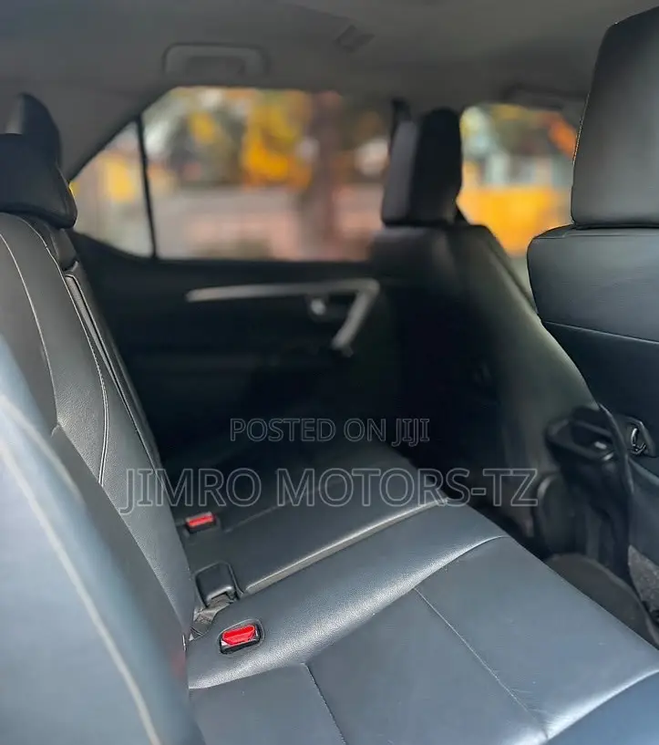 Mercedes-Benz G-Class 2021 White