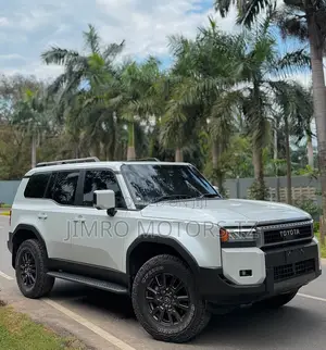 Toyota Land Cruiser Prado 2025 White