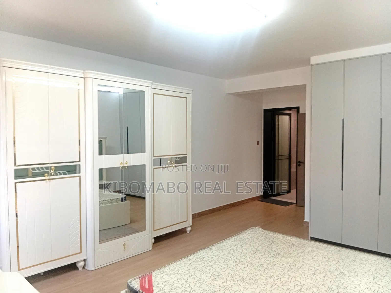 3bdrm Apartment in Oyster Bay for sale