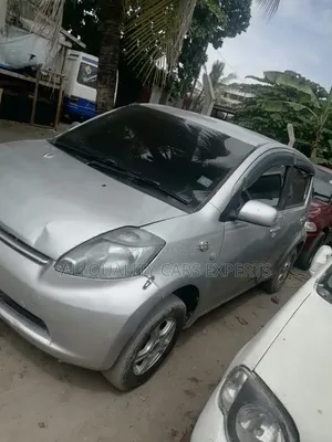 Toyota Passo 2004