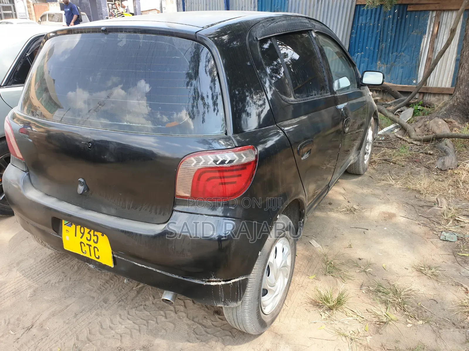 Toyota Vitz 2005 Black