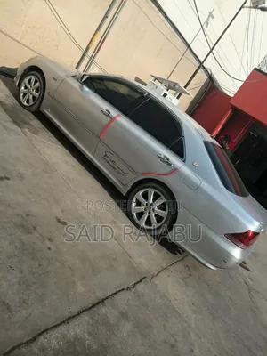 Toyota Crown Royale 2005 Silver
