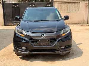 Honda Vezel 2015 Black