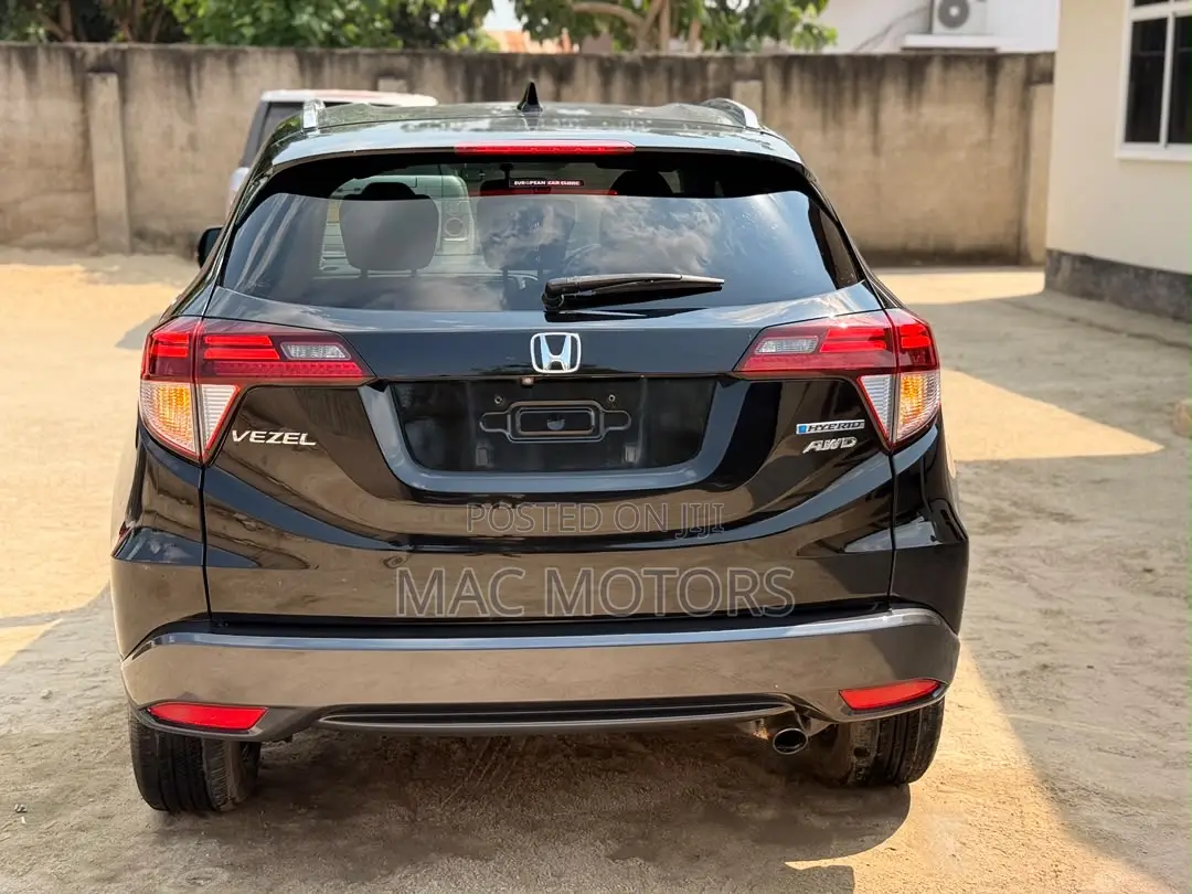 Honda Vezel 2015 Black