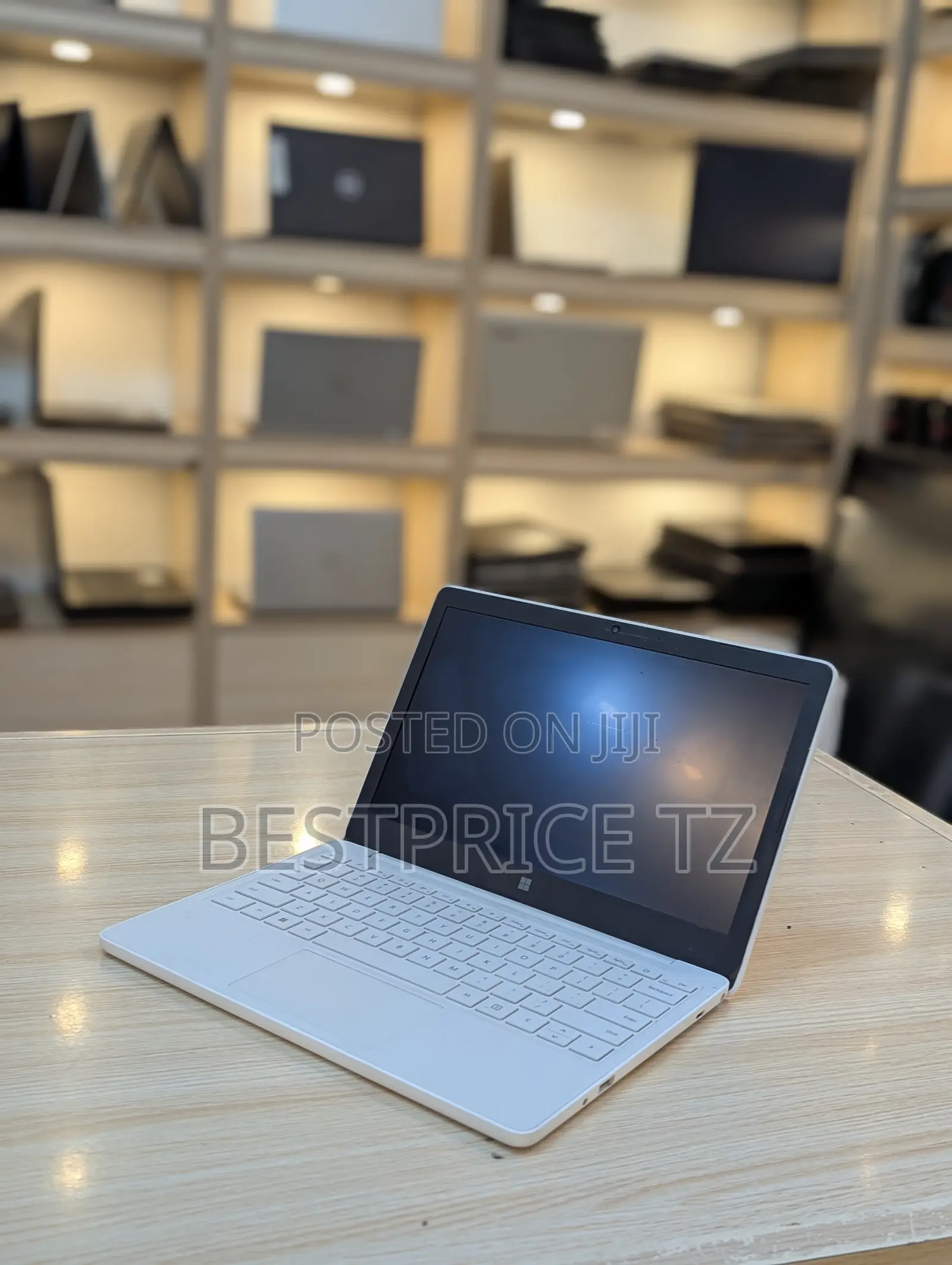 Laptop Microsoft Surface Laptop SE 8GB Intel Celeron SSD 128GB