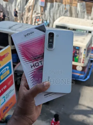 New Infinix Hot 70 256 GB White