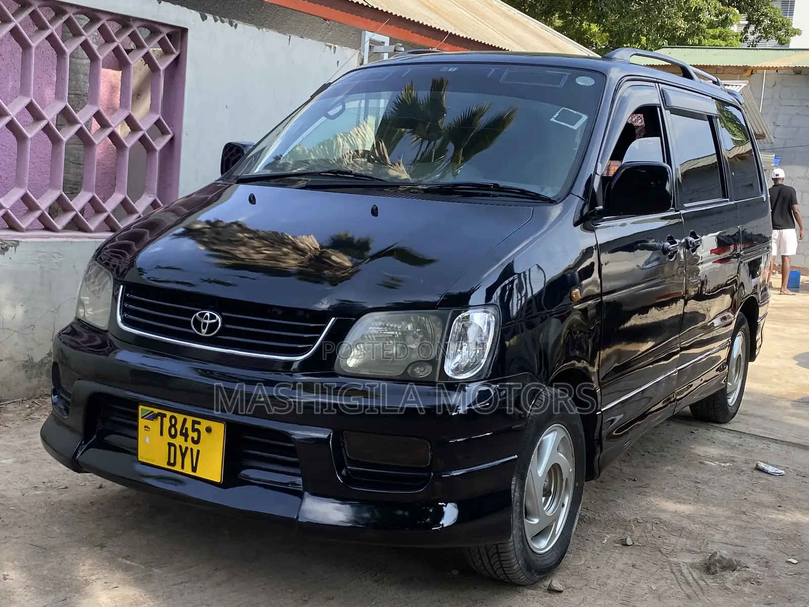 Toyota Noah 2001 Black