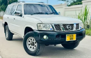 Nissan Patrol 2007 White