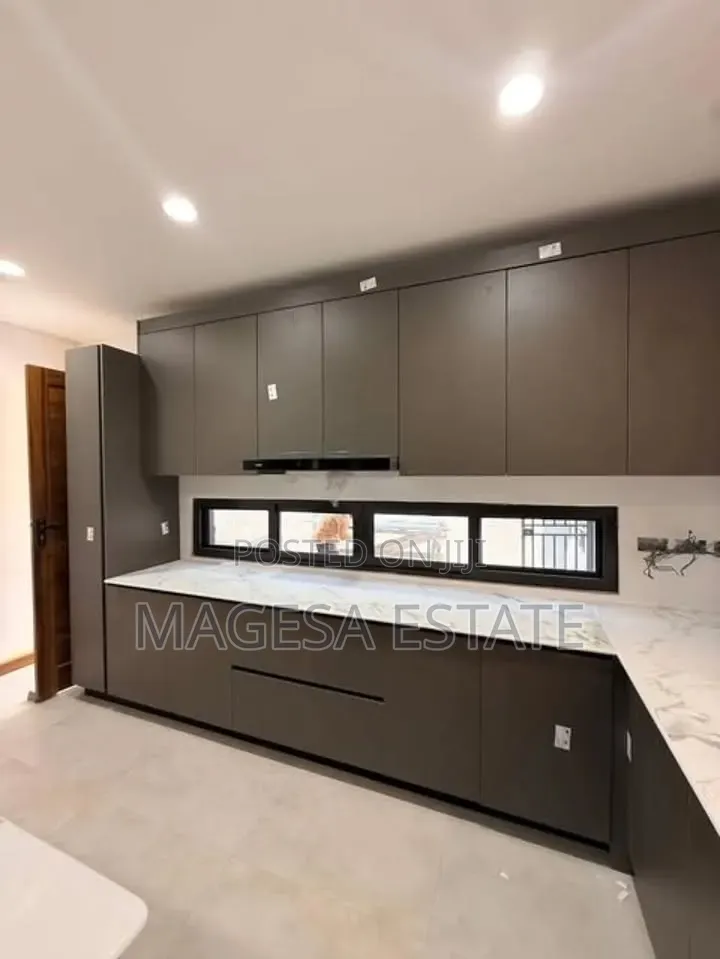 Furnished 4bdrm House in Oyster Bay for rent