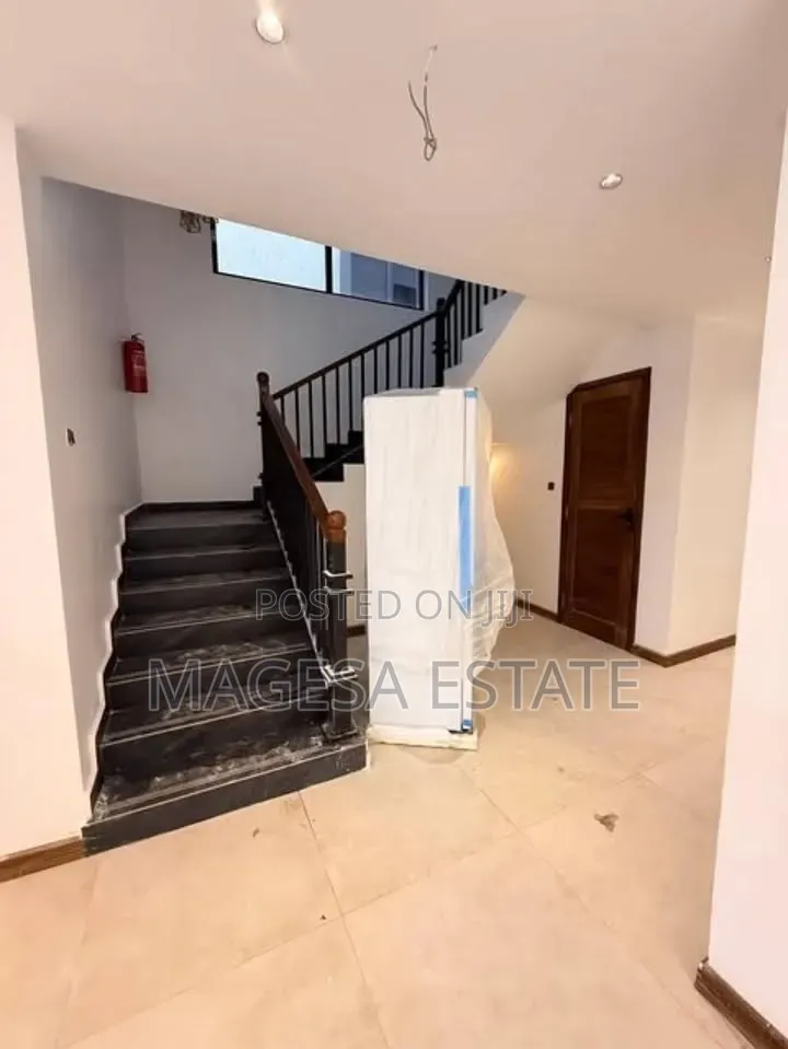 Furnished 4bdrm House in Oyster Bay for rent