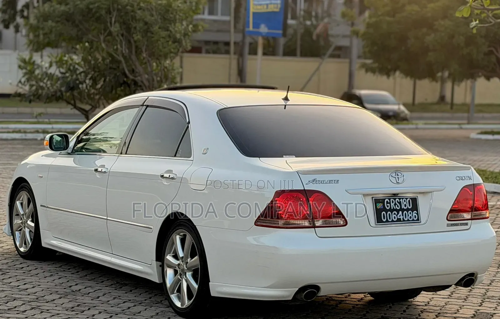 Toyota Crown 2007 White