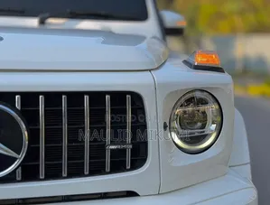 Mercedes-Benz G-Class 2021 White