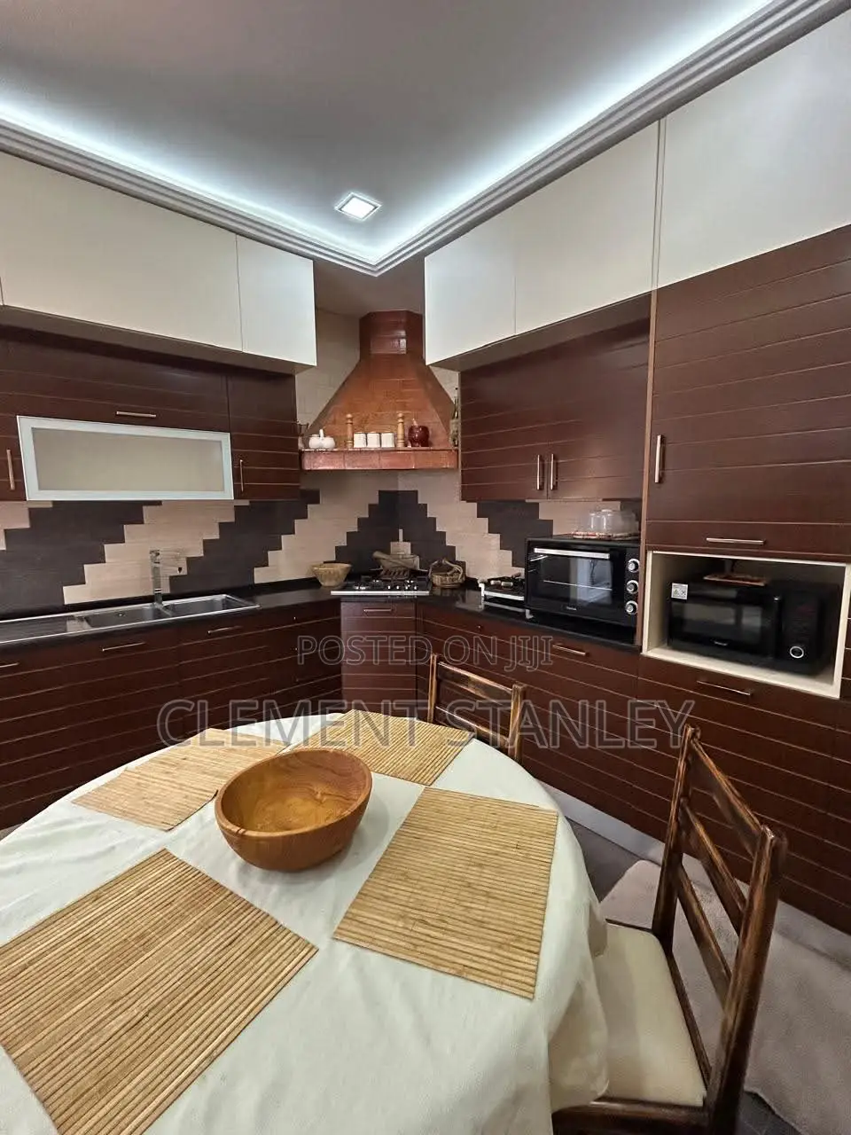 Furnished 8bdrm House in Masaki for rent