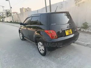 Toyota IST 2003 Black