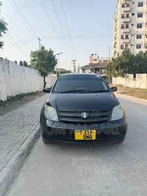 Toyota IST 2003 Black