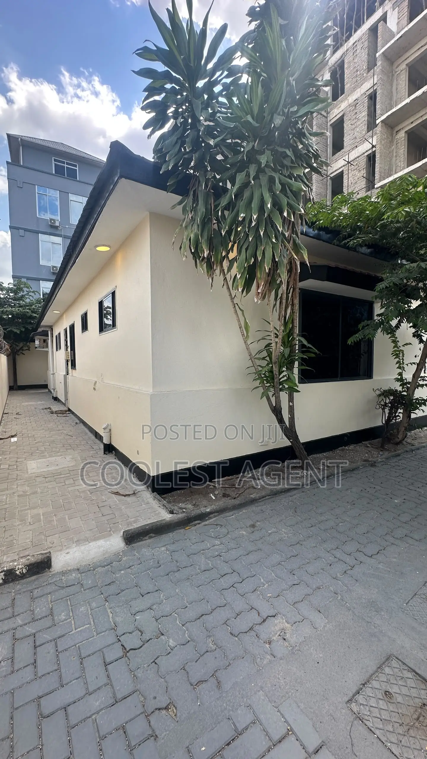 3bdrm House in Coolest Estate, Kinondoni for rent