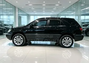 Toyota Harrier 1999 Black