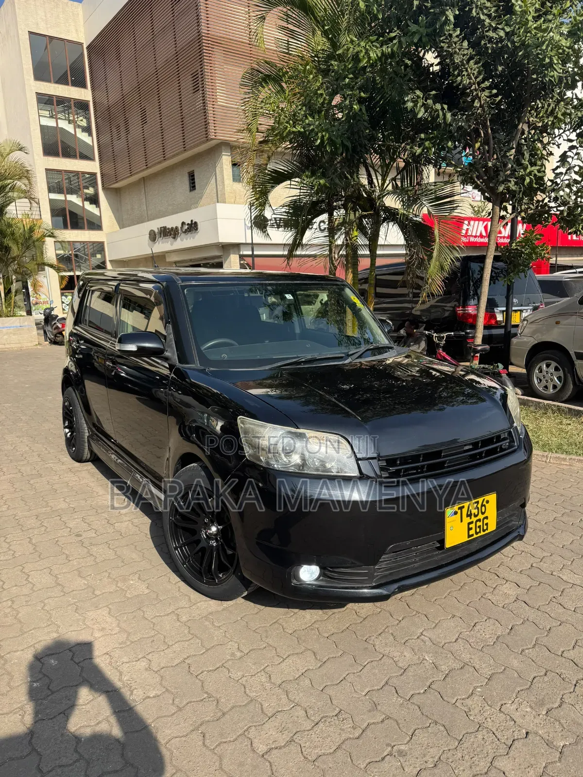 Toyota Corolla Rumion 2011 Maroon