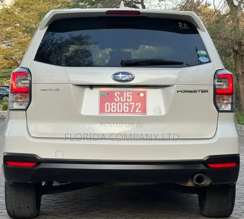 Subaru Forester 2017 White