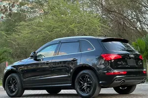 Audi Q5 2015 Black
