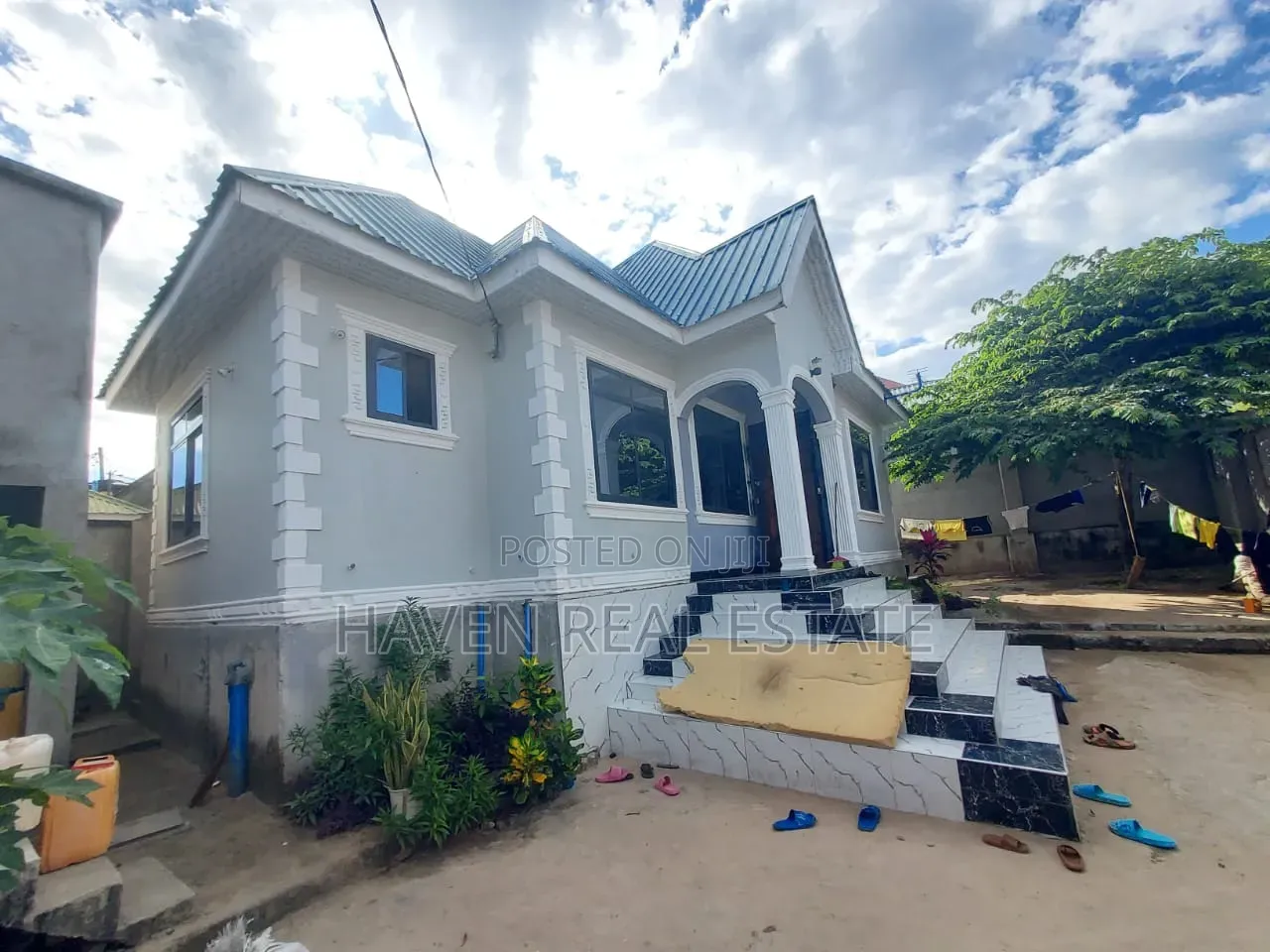 3bdrm House in Kinyerezi for sale