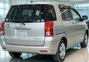 Toyota Rumion 1.5 FWD 2023 Gold