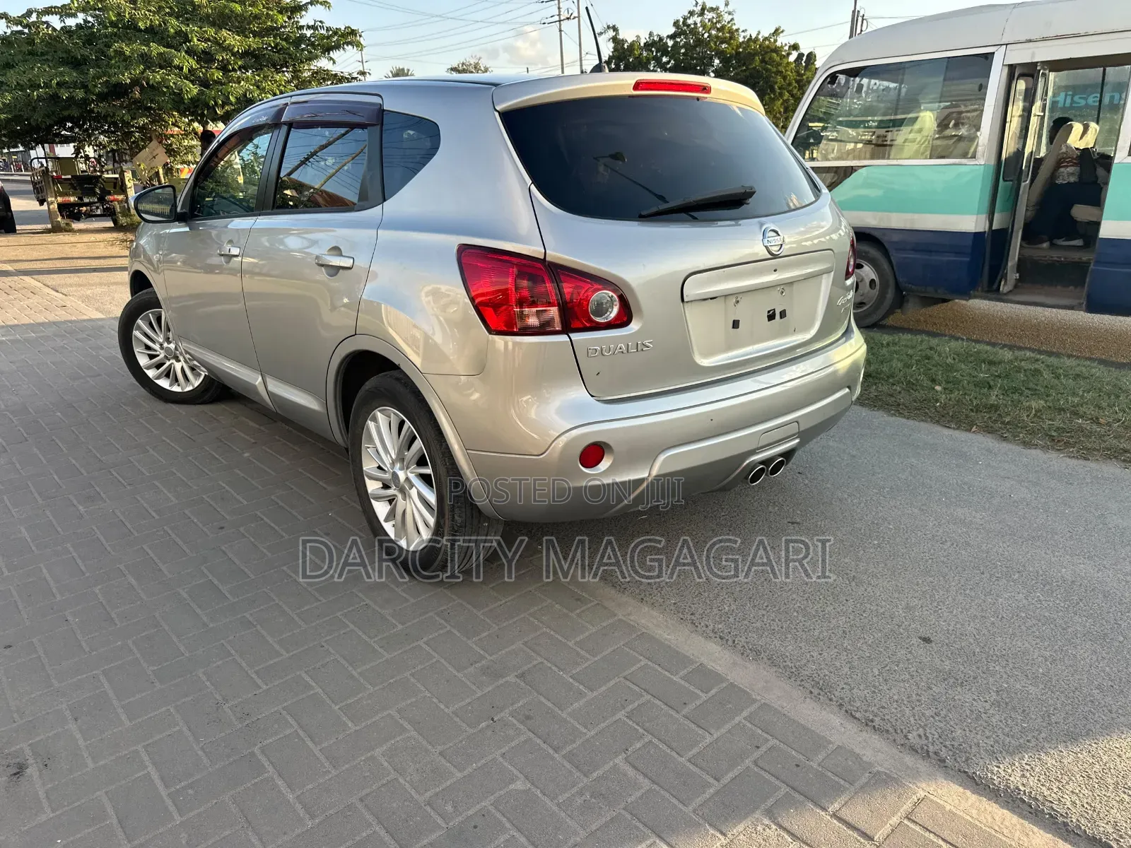 Nissan Dualis 2010 Silver