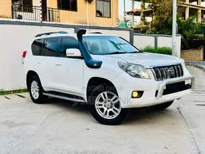Toyota Land Cruiser Prado 4.0 i 2010 White