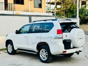 Toyota Land Cruiser Prado 4.0 i 2010 White