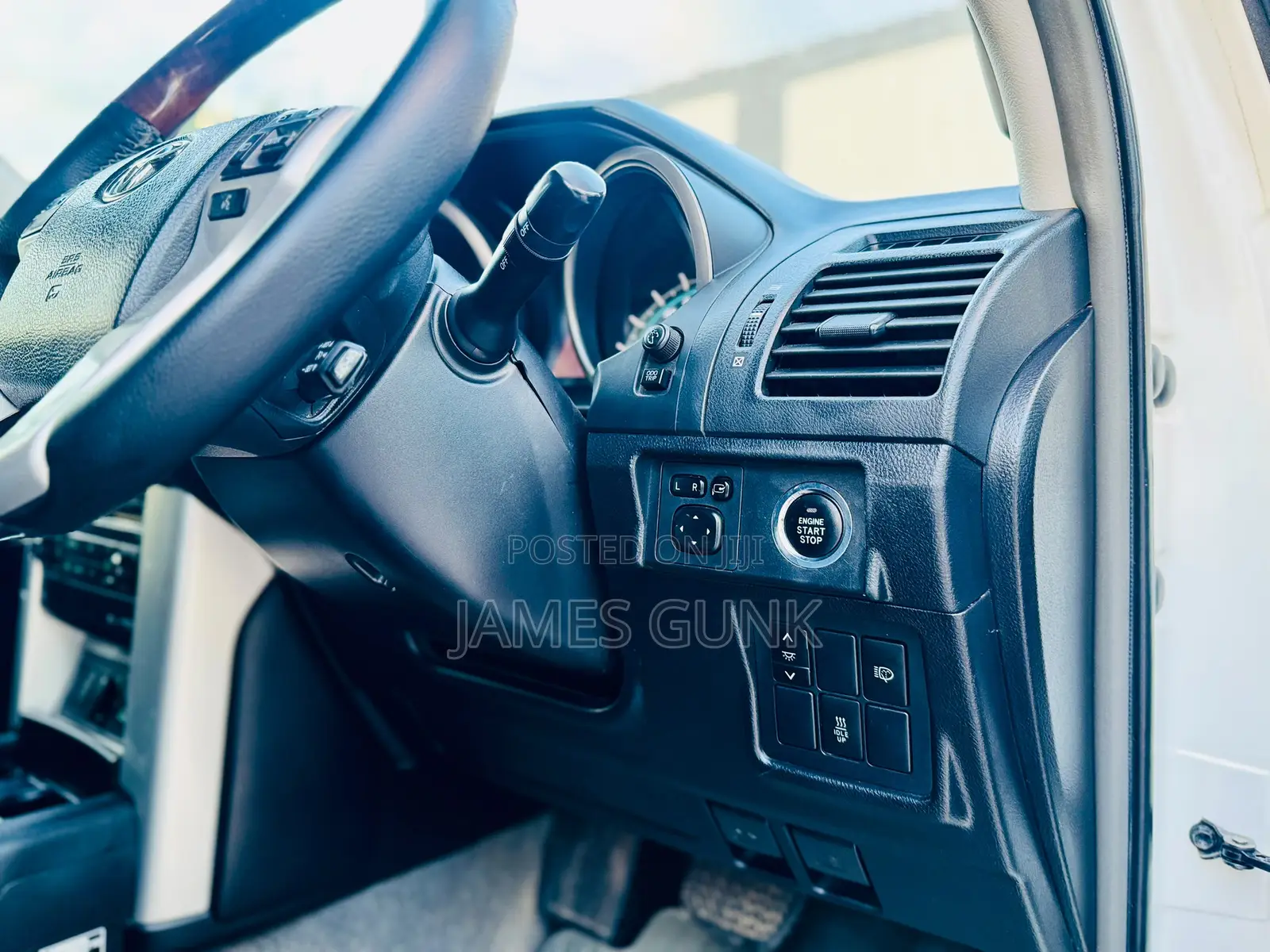 Toyota Land Cruiser Prado 4.0 i 2010 White